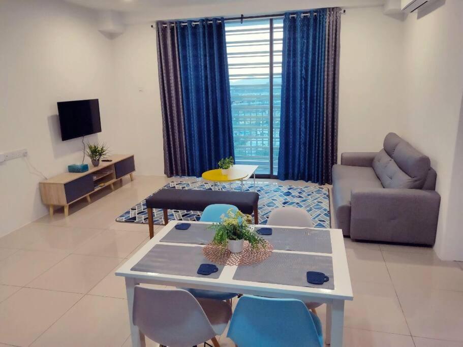 Luxurious Homestay 3Br With Pool Meru Ipoh 8 Pax Exterior photo